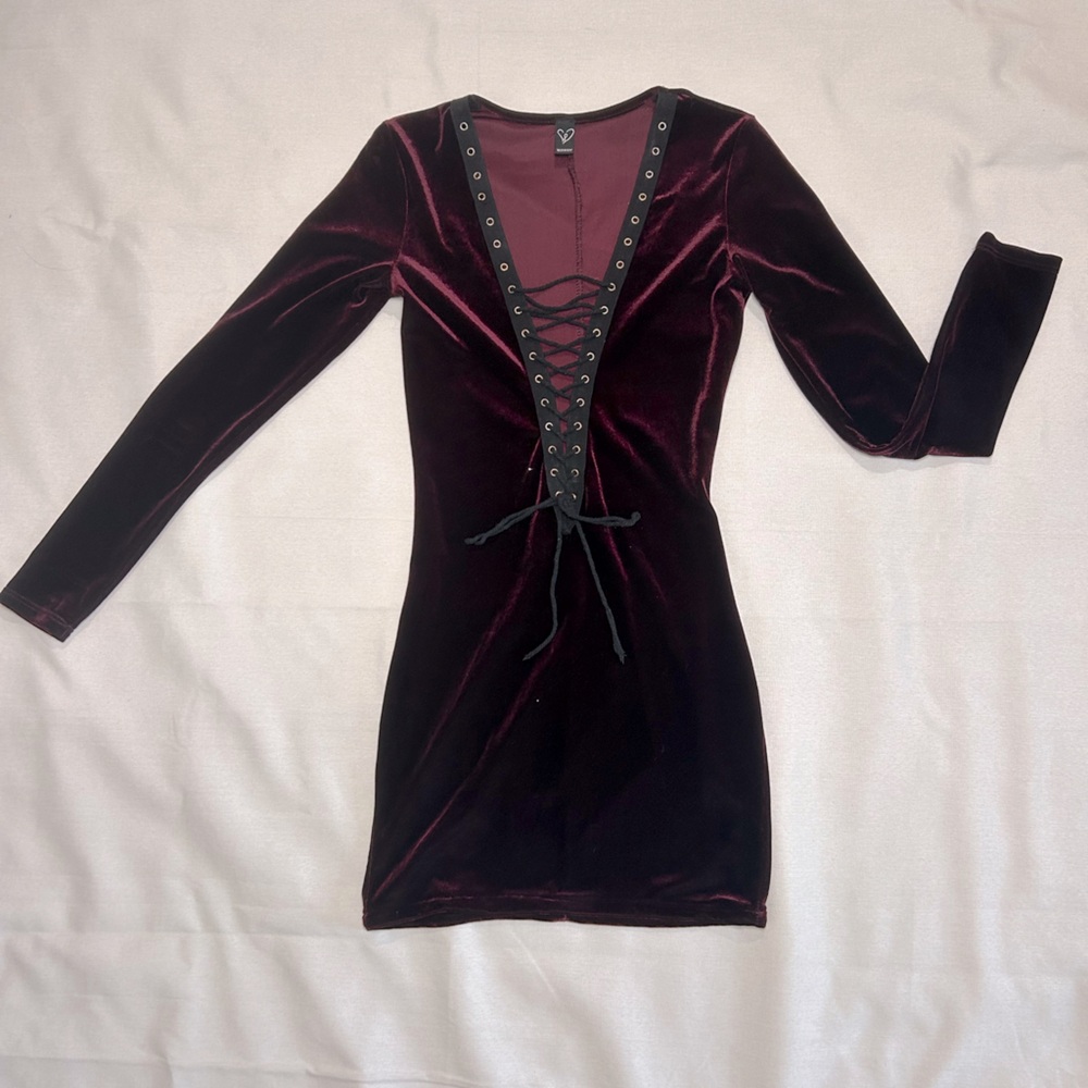 Maroon velvet lace up long sleeve mini dress